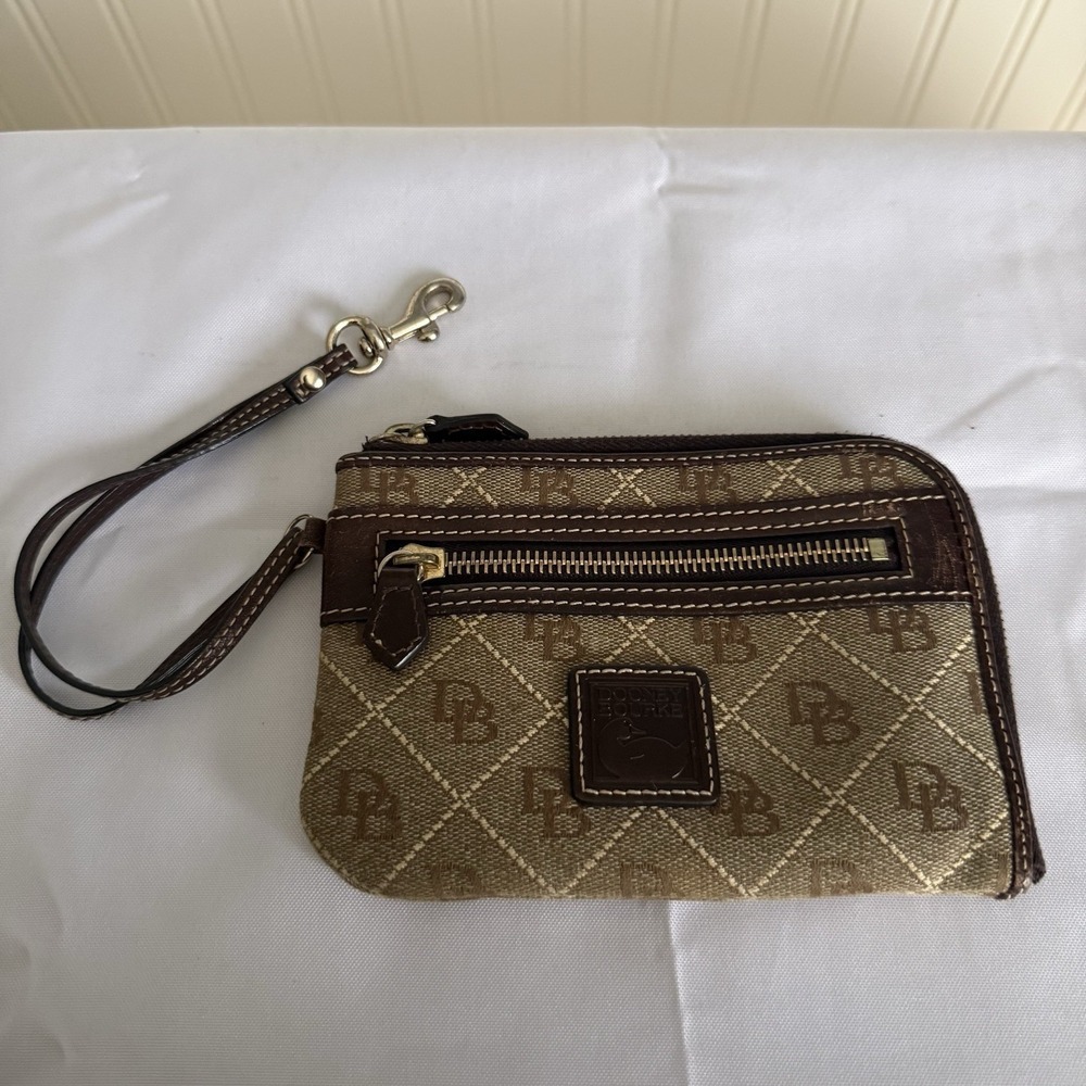 Dooney & Bourke Zip Top Brown Logo Wallet Bag Charm Keychain Pouch Card Holder
